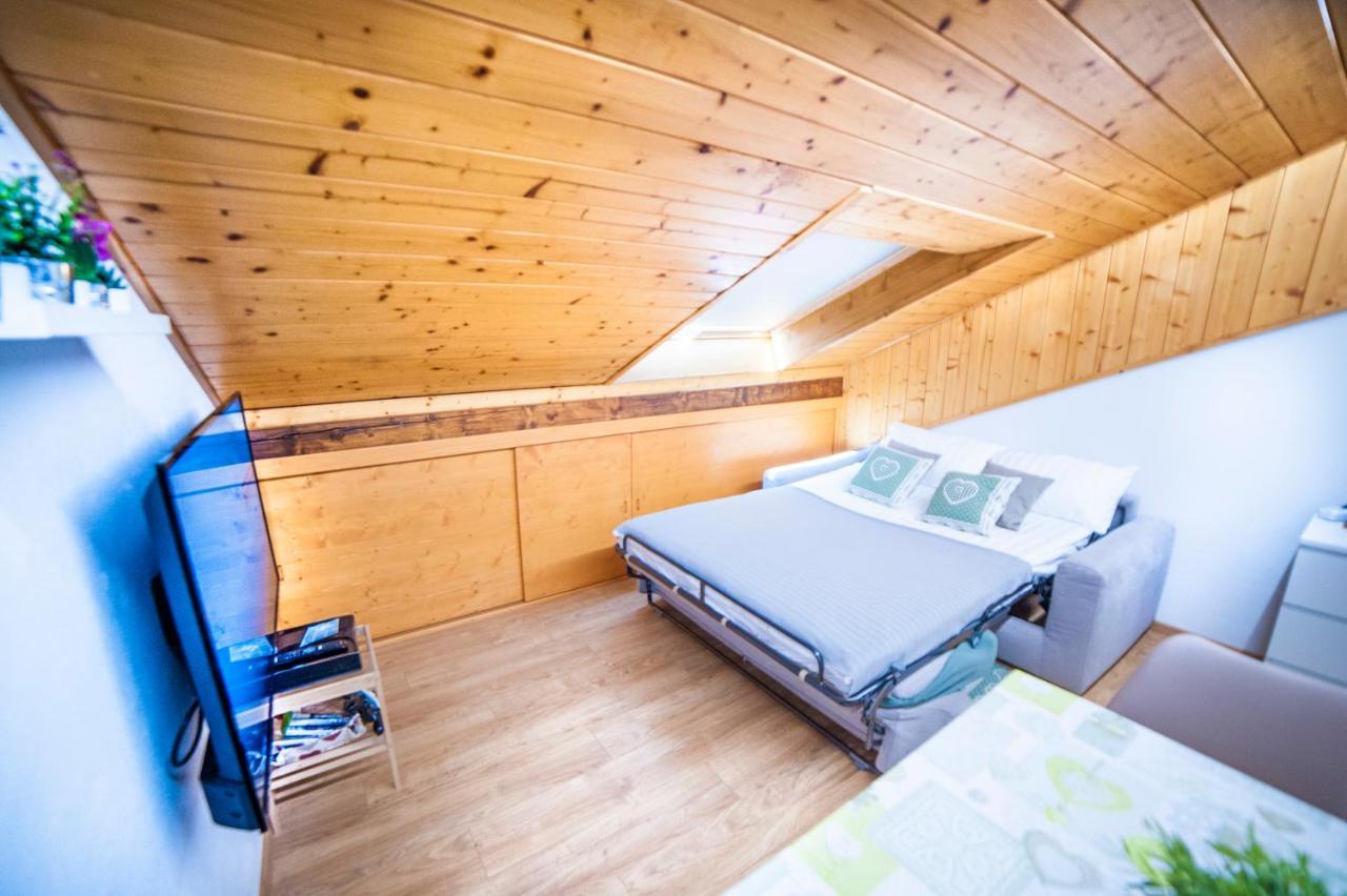 La Mansarda Di Emma Apartamento Pinzolo Exterior foto