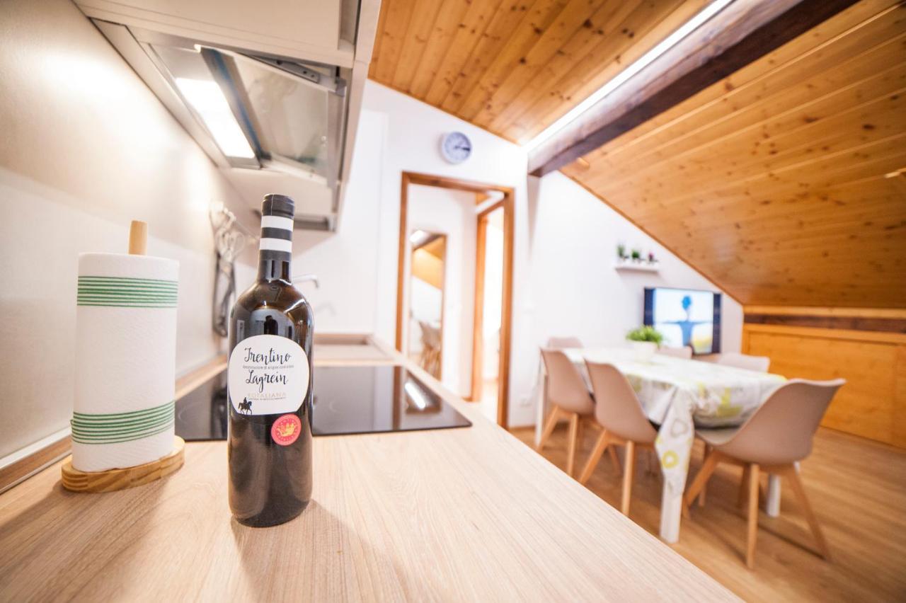 La Mansarda Di Emma Apartamento Pinzolo Exterior foto