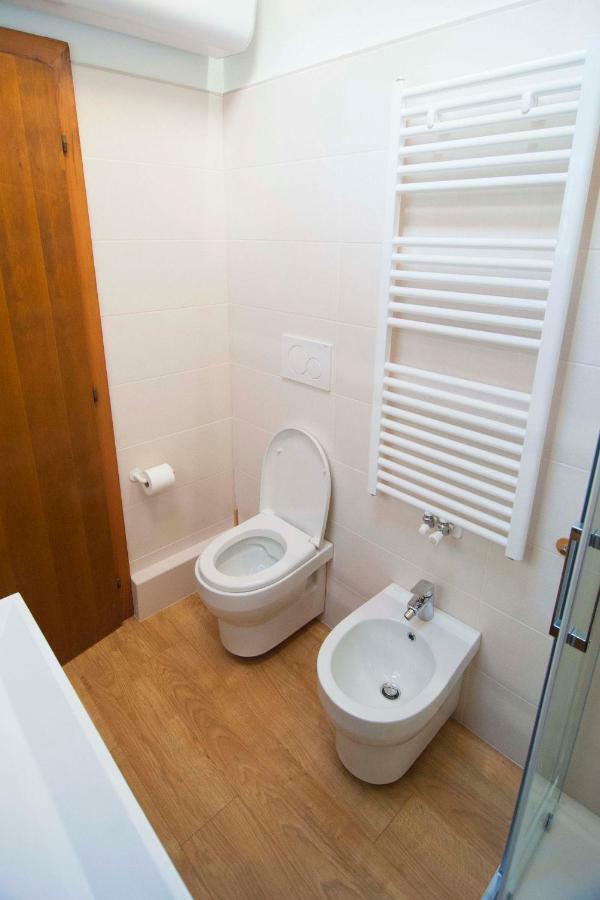 La Mansarda Di Emma Apartamento Pinzolo Exterior foto