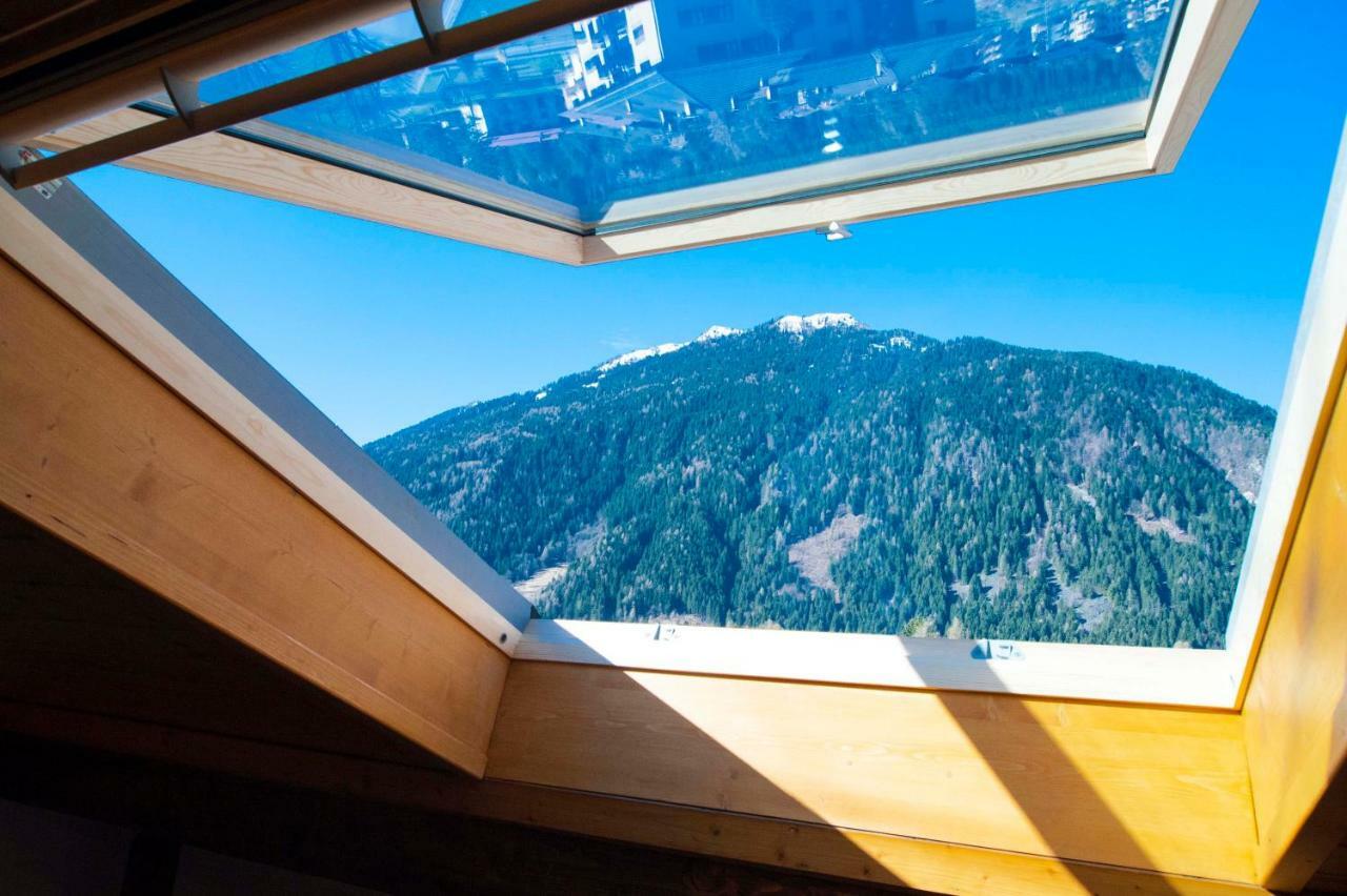La Mansarda Di Emma Apartamento Pinzolo Exterior foto