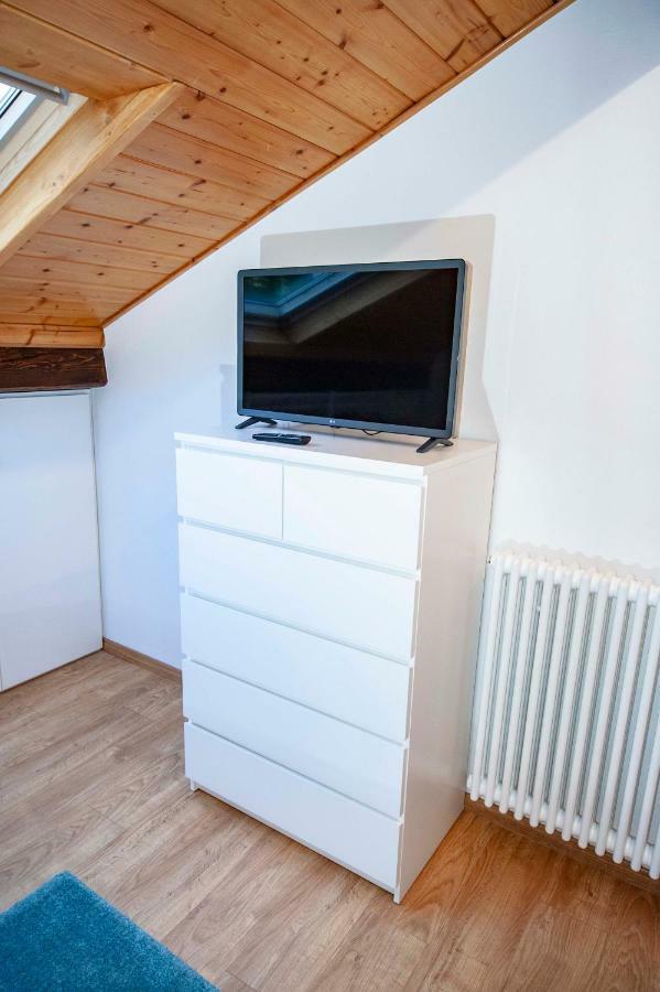 La Mansarda Di Emma Apartamento Pinzolo Exterior foto